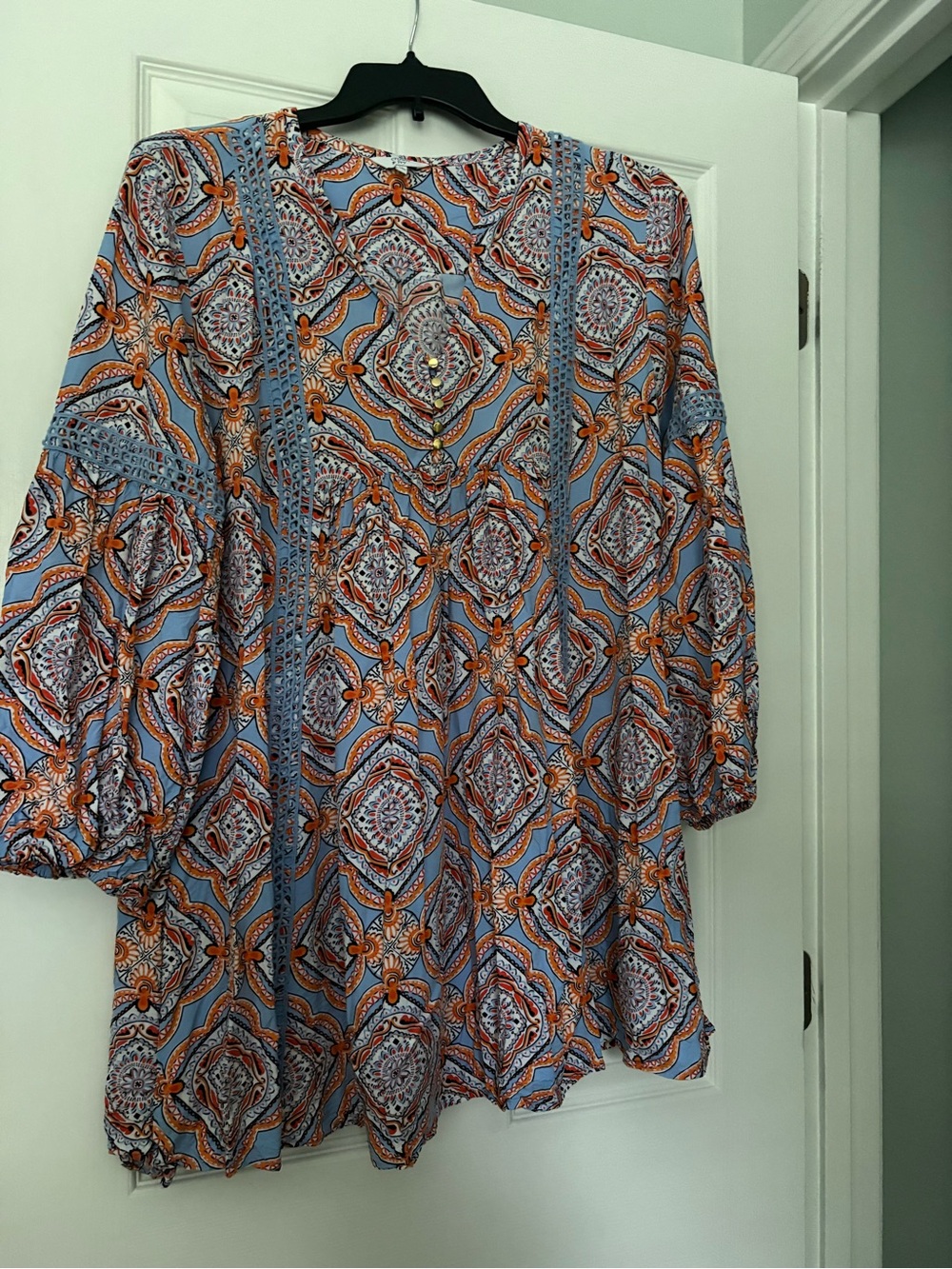 Crown & Ivy tunic